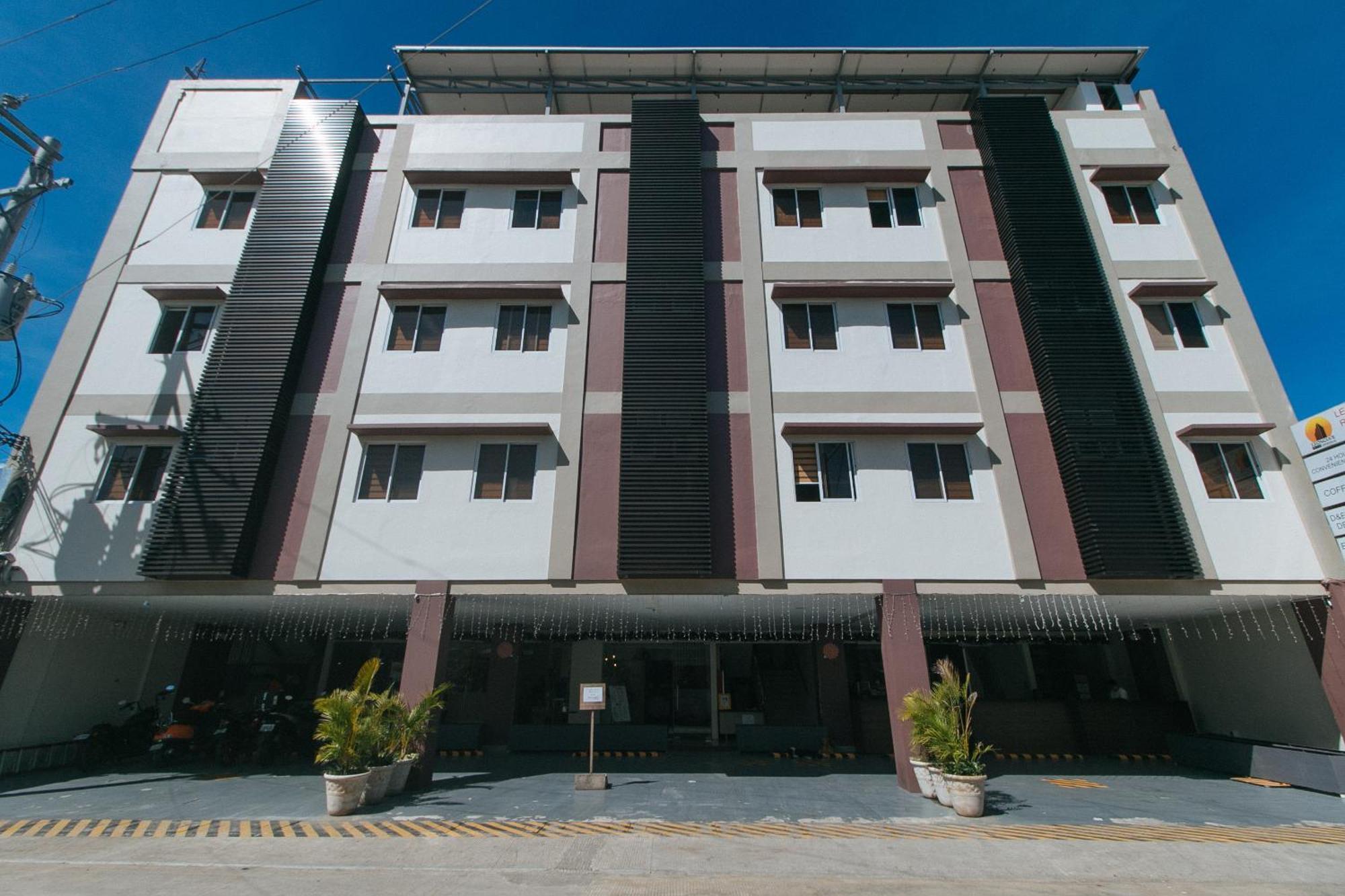 Reddoorz @ Leoncia Apartelle Mandawe Exterior photo