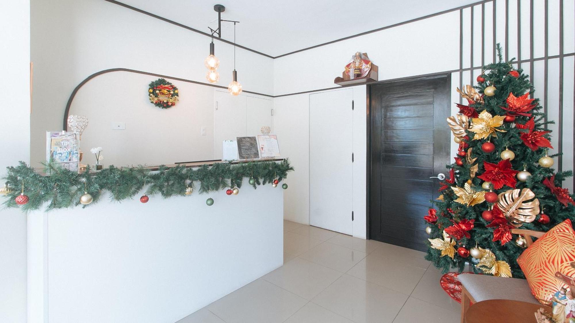 Reddoorz @ Leoncia Apartelle Mandawe Exterior photo